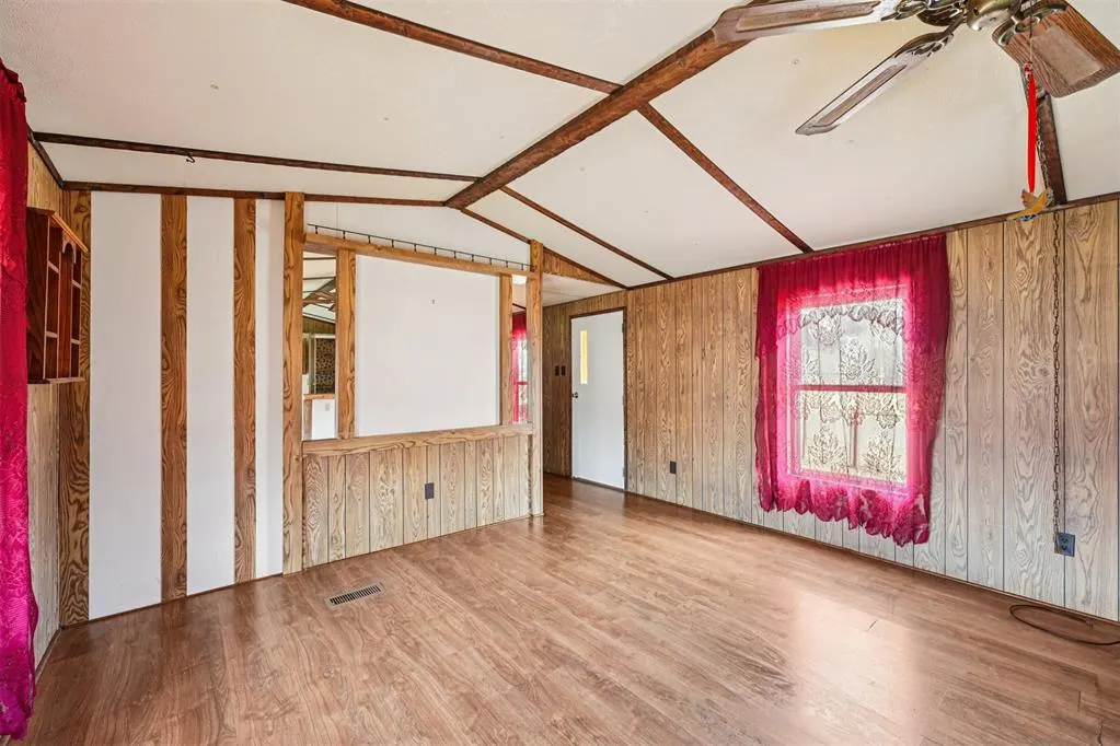 Photo 6 — 303 S 1st Street, Rush Springs, OK 73082