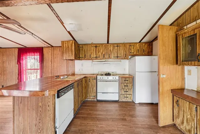 Photo 8 — 303 S 1st Street, Rush Springs, OK 73082