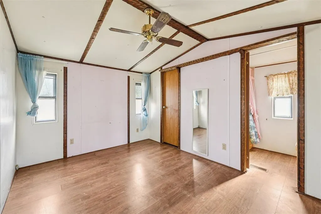 Photo 12 — 303 S 1st Street, Rush Springs, OK 73082