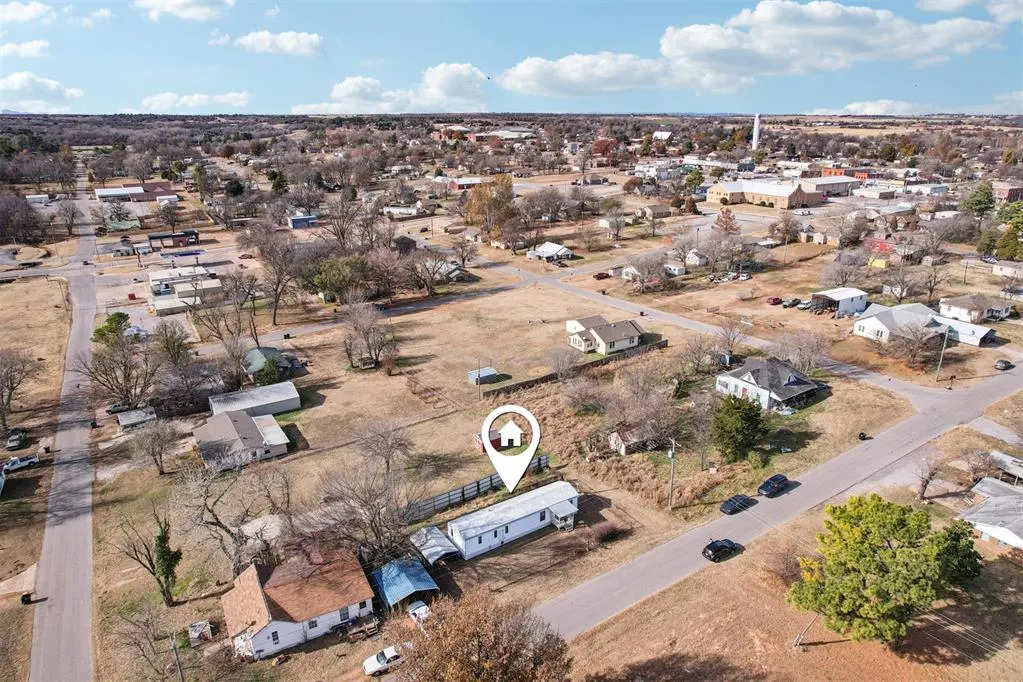 Photo 26 — 303 S 1st Street, Rush Springs, OK 73082