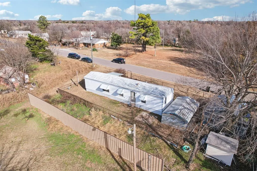 Photo 28 — 303 S 1st Street, Rush Springs, OK 73082