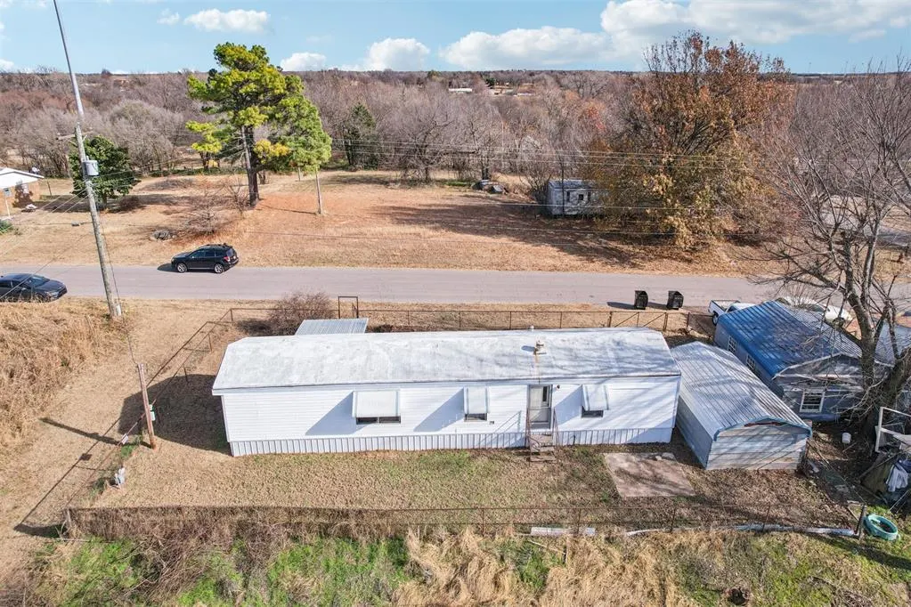 Photo 29 — 303 S 1st Street, Rush Springs, OK 73082