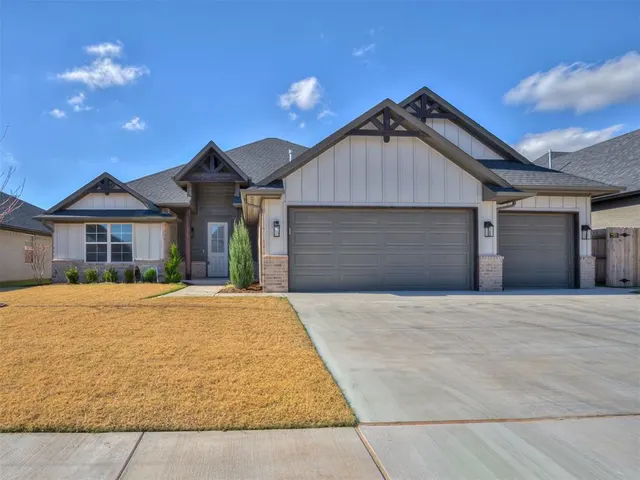 Photo 3 — 14713 Palmerston Drive, Oklahoma City, OK 73142