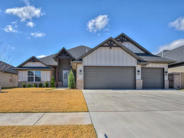 Photo 4 — 14713 Palmerston Drive, Oklahoma City, OK 73142