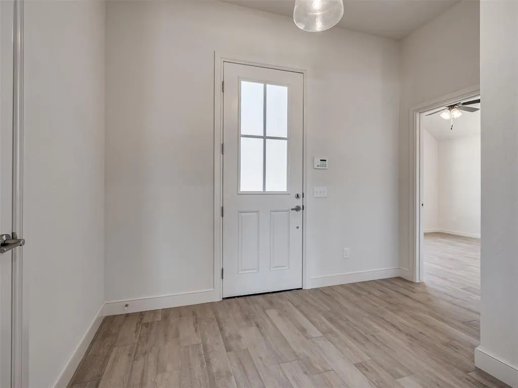 Photo 6 — 14713 Palmerston Drive, Oklahoma City, OK 73142