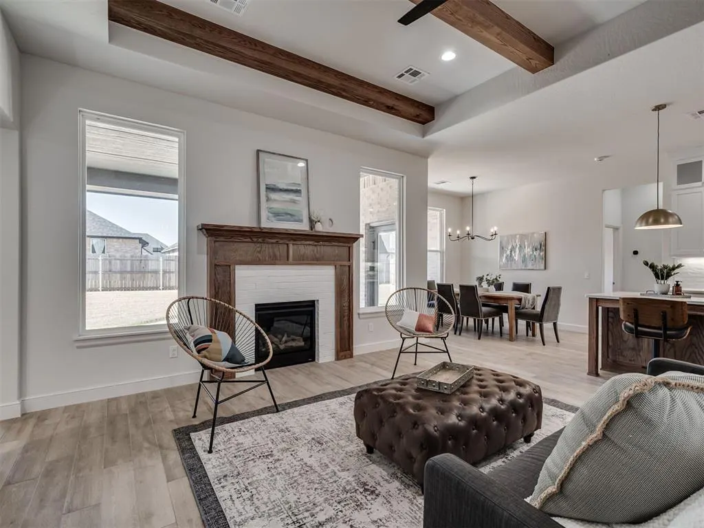 Photo 9 — 14713 Palmerston Drive, Oklahoma City, OK 73142