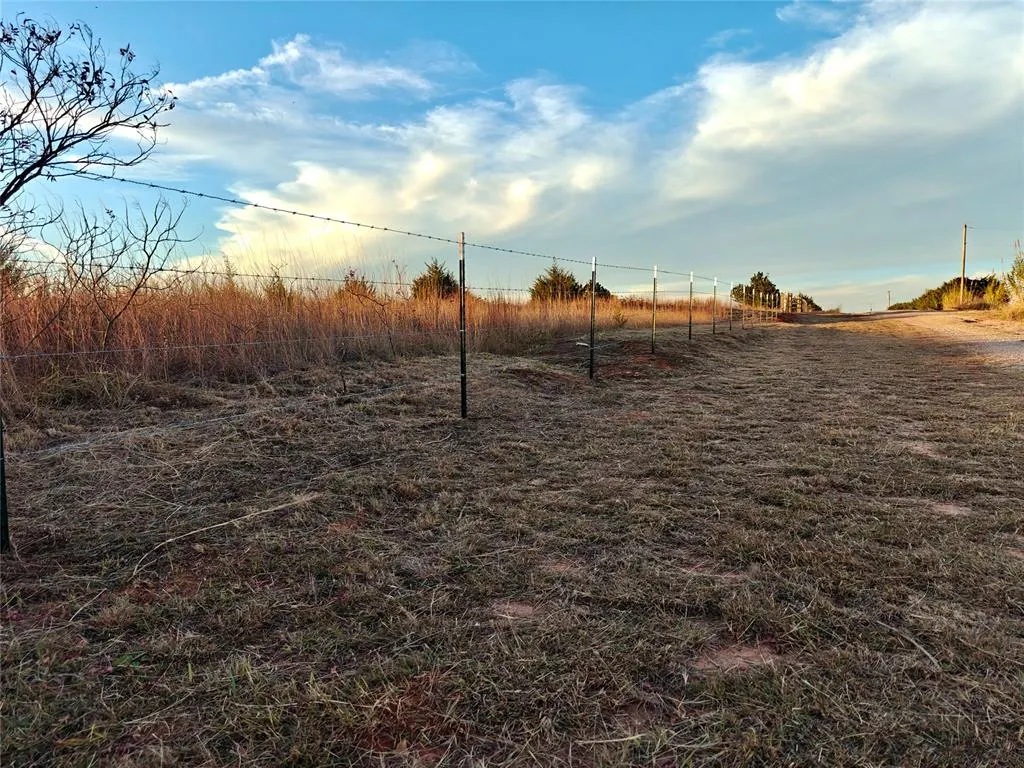 Photo 3 — Topaz Lane, Blanchard, OK 73010