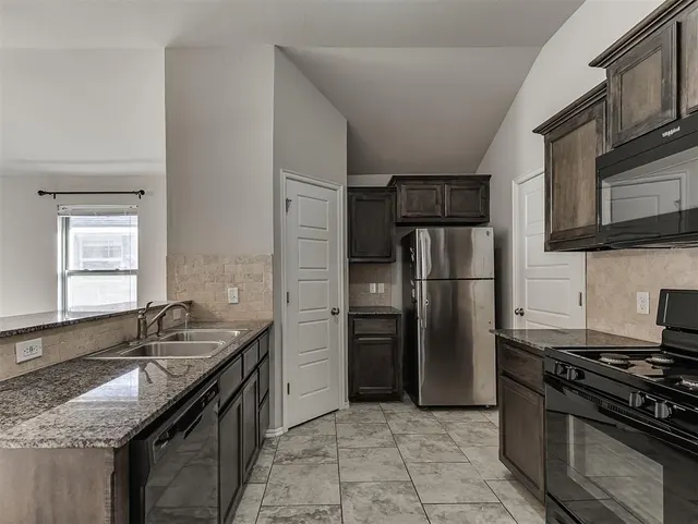 Photo 8 — 12821 William Penn Boulevard, Oklahoma City, OK 73120