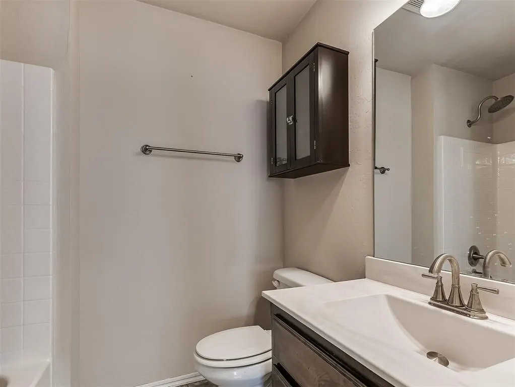 Photo 14 — 12821 William Penn Boulevard, Oklahoma City, OK 73120