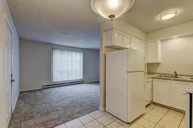Photo 2 — 515 Alameda Street, Norman, OK 73071