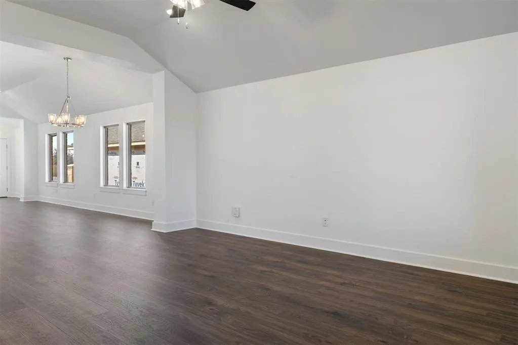 Photo 18 — 704 Prairie Drive, Guthrie, OK 73044