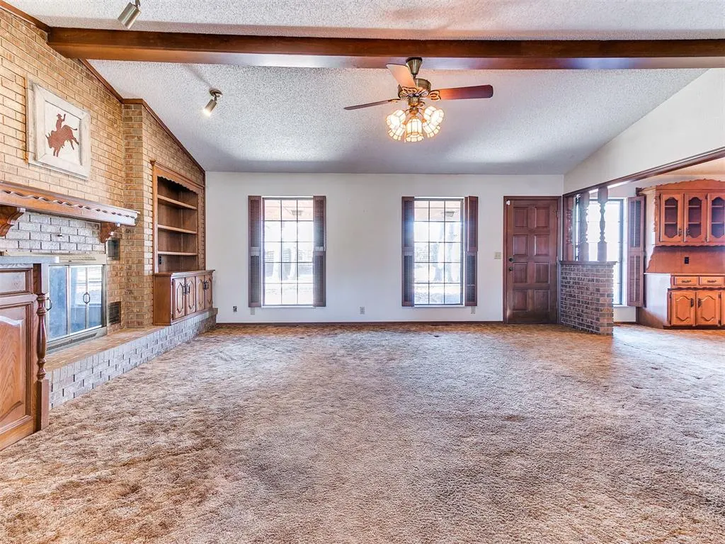 Photo 11 — 1615 Oak Lane, Oklahoma City, OK 73127