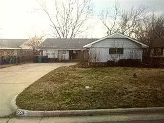 Sold home at 2520 SW 63rd Place