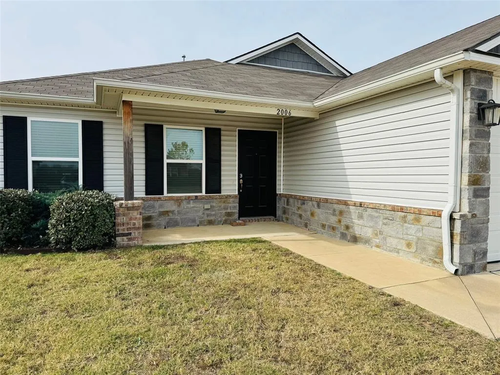 Front exterior — 2006 S 15th Street, Broken Arrow, OK 74012
