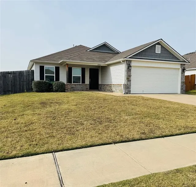 Photo 3 — 2006 S 15th Street, Broken Arrow, OK 74012