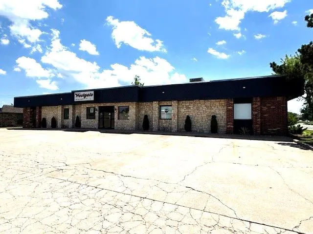 Photo 2 — 9414 Westgate Road A, Oklahoma City, OK 73162