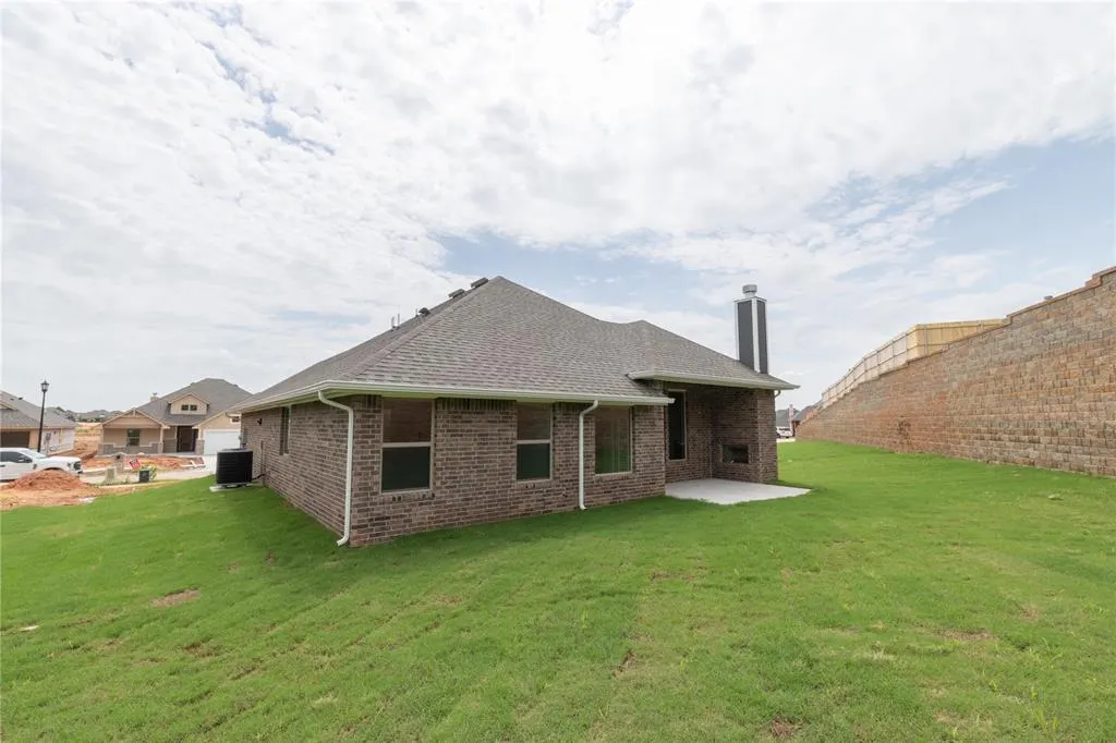 Photo 28 — 8233 Hazelwood Way, Edmond, OK 73034