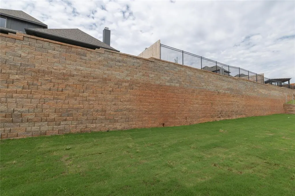 Photo 31 — 8233 Hazelwood Way, Edmond, OK 73034