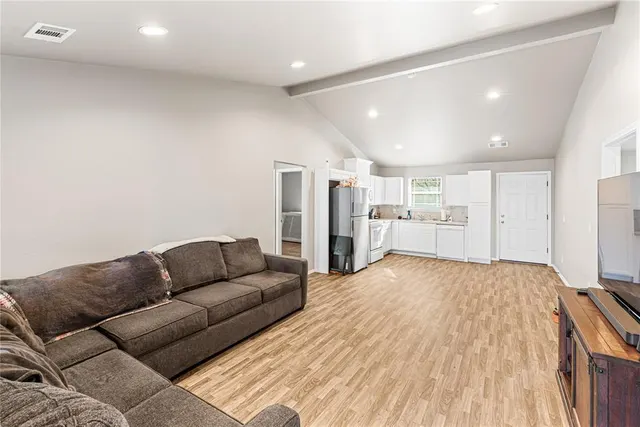 Photo 8 — 340 NW 90th Street, Oklahoma City, OK 73114