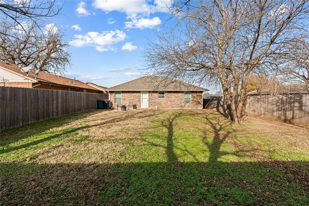 Photo 31 — 340 NW 90th Street, Oklahoma City, OK 73114
