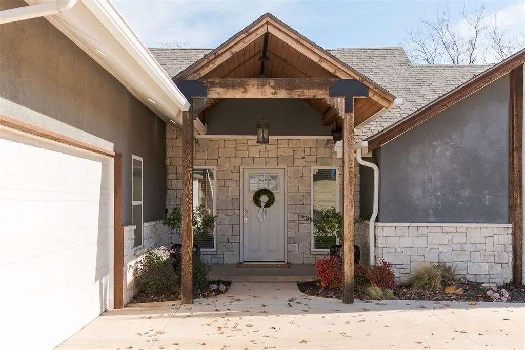 Front exterior — 13508 Pinehurst Road, Oklahoma City, OK 73120