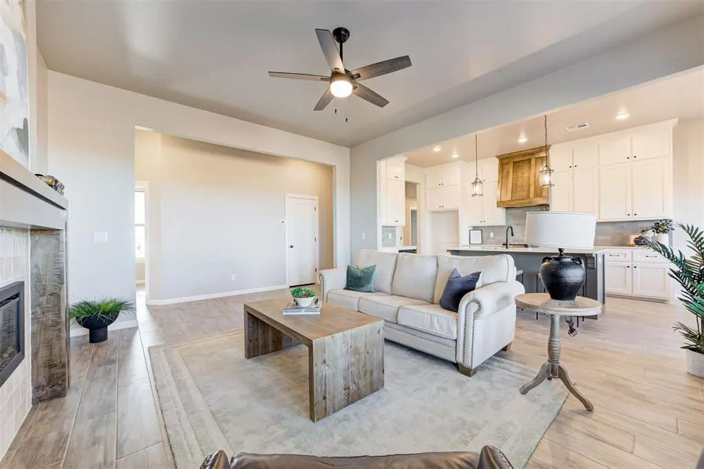 Photo 8 — 8545 Kayce Street, El Reno, OK 73036