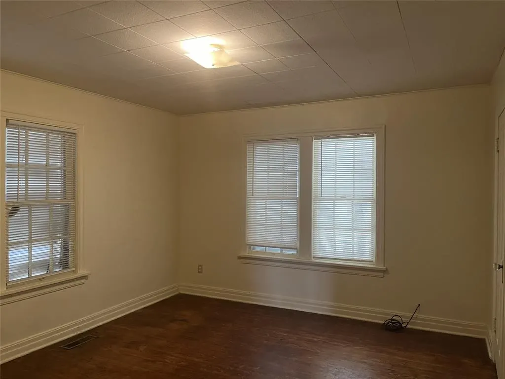 Photo 4 — 1802 Exchange Avenue, Oklahoma City, OK 73108