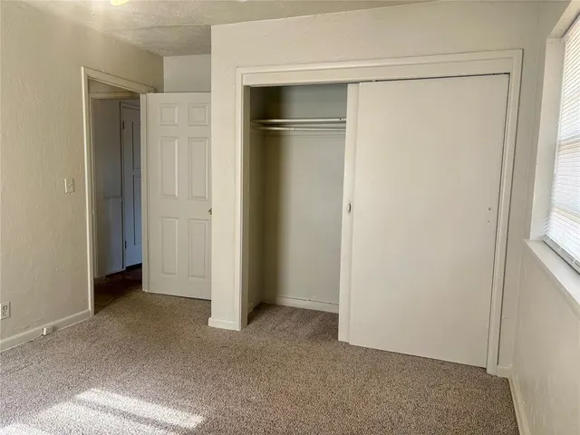 Photo 4 — 4913 N Independence Avenue, Oklahoma City, OK 73112