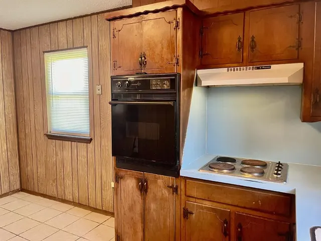 Photo 5 — 6413 S Lindsay Avenue, Oklahoma City, OK 73149
