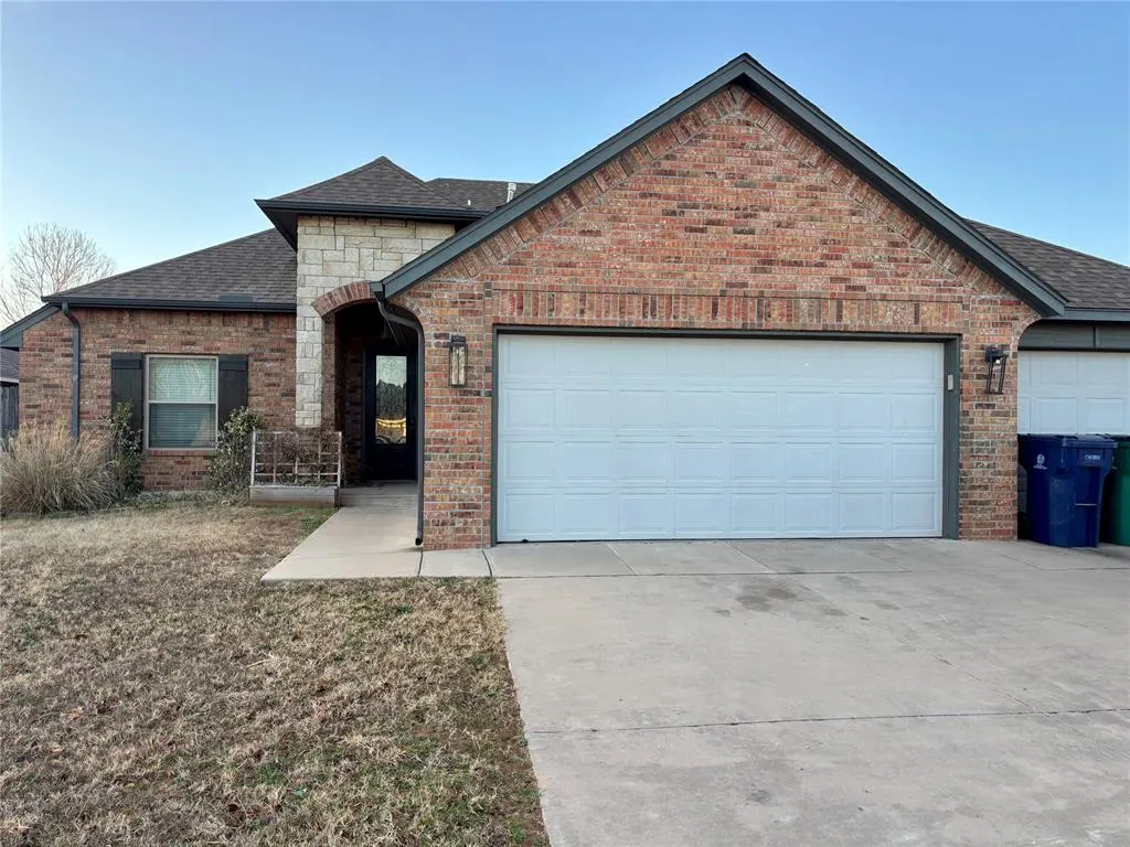 Front exterior — 9704 SW 18th Street, Oklahoma City, OK 73128