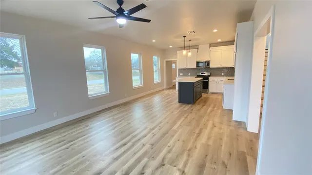 Photo 5 — 129 S 8th Street, McLoud, OK 74851