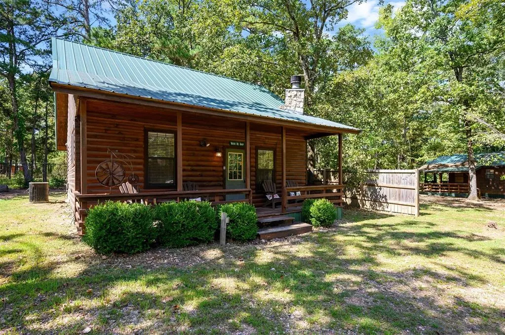 Photo 2 — 183 Pine Meadow Lane, Broken Bow, OK 74728