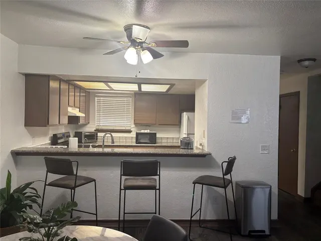 Photo 3 — 423 NE 115th Street, Oklahoma City, OK 73114