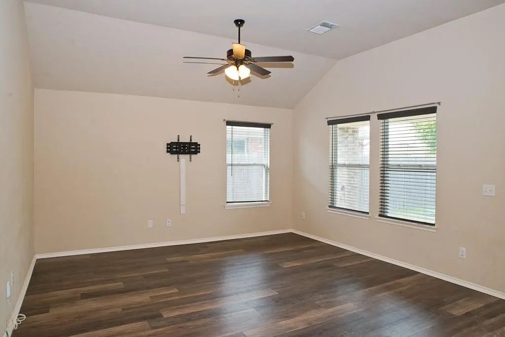 Photo 4 — 1225 SW 158th Street, Oklahoma City, OK 73170