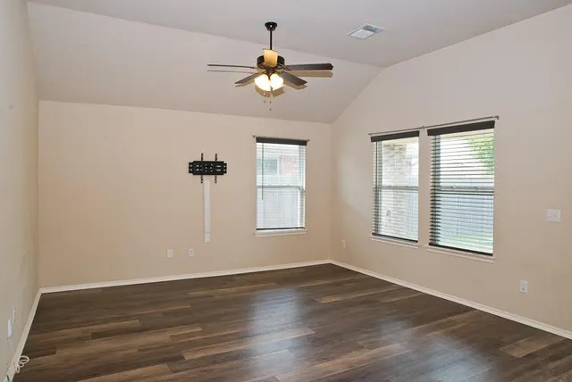 Photo 4 — 1225 SW 158th Street, Oklahoma City, OK 73170