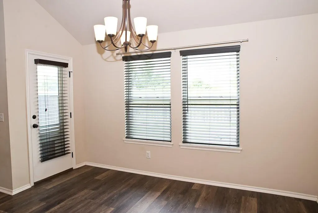 Photo 7 — 1225 SW 158th Street, Oklahoma City, OK 73170