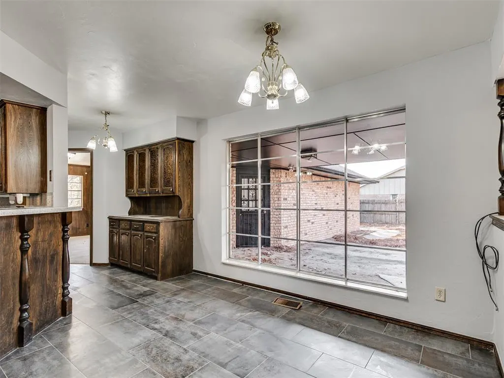 Photo 7 — 6104 Hummingbird Circle, El Reno, OK 73036