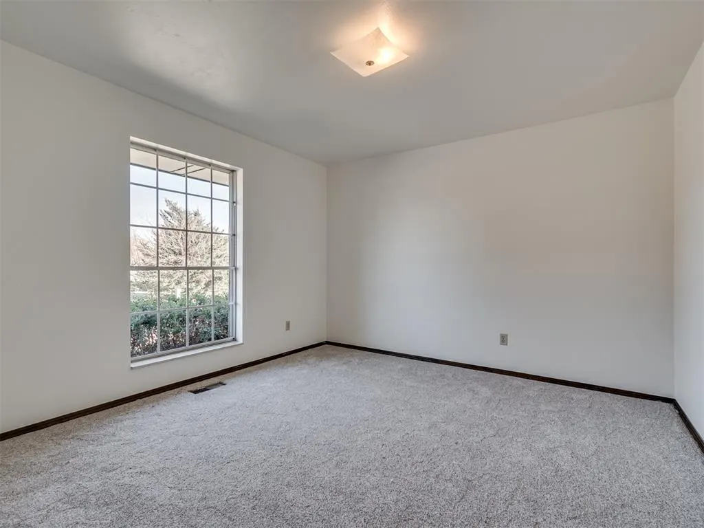 Photo 22 — 6104 Hummingbird Circle, El Reno, OK 73036
