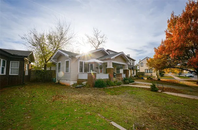 Photo 2 — 316 NW 27th Street, Oklahoma City, OK 73103