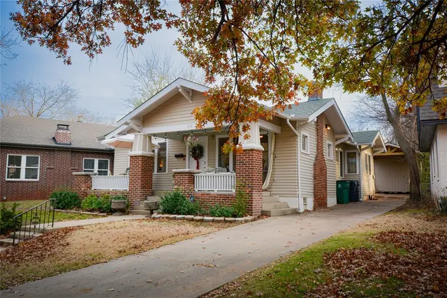 Photo 3 — 316 NW 27th Street, Oklahoma City, OK 73103