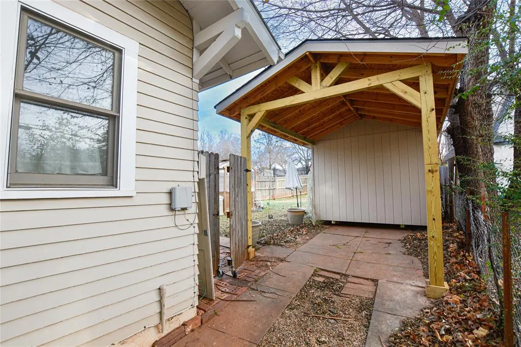 Photo 6 — 316 NW 27th Street, Oklahoma City, OK 73103