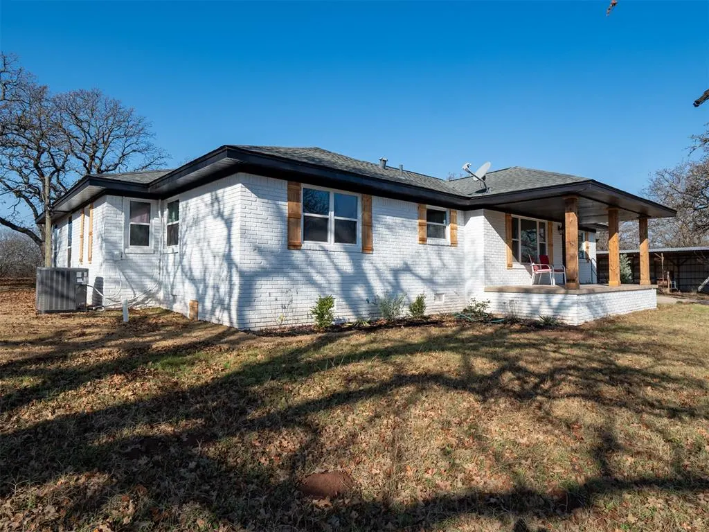 Photo 3 — 4410 NE 48th Avenue, Norman, OK 73026