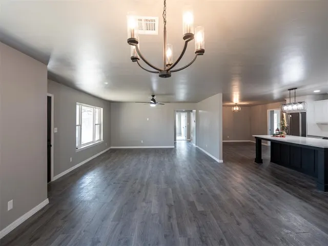 Photo 6 — 4410 NE 48th Avenue, Norman, OK 73026