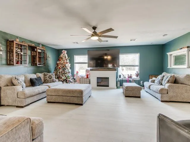 Photo 4 — 9920 Cottonwood Drive, Newalla, OK 74857