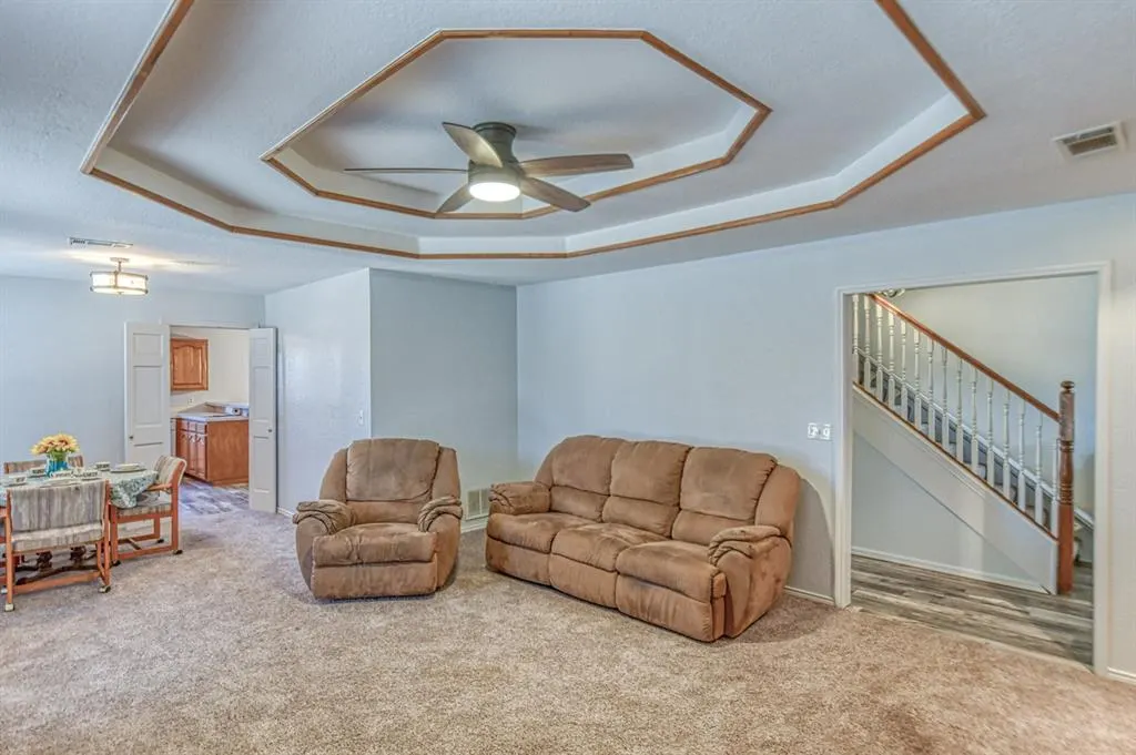 Photo 13 — 1027 Woodbrook Boulevard, Purcell, OK 73080