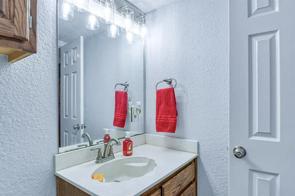 Photo 21 — 1027 Woodbrook Boulevard, Purcell, OK 73080