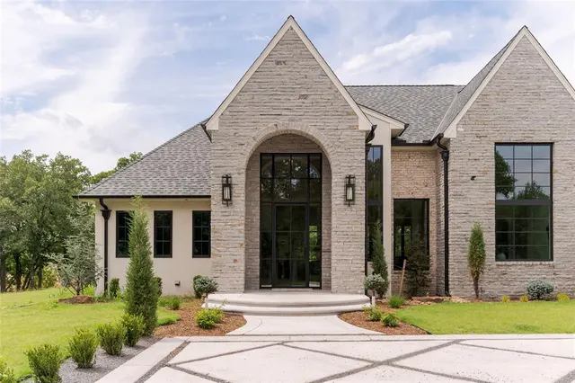Photo 4 — 3005 Bee Hive Way, Jones, OK 73049