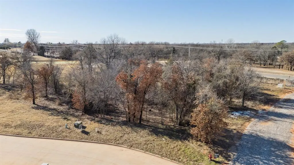 Front exterior — 6101 Canopy Lane, Edmond, OK 73025