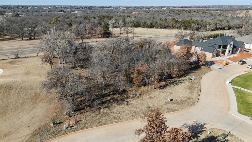 Photo 33 — 6101 Canopy Lane, Edmond, OK 73025