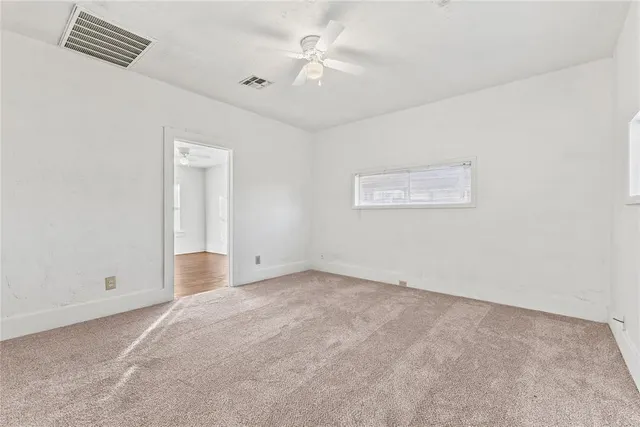Photo 3 — 215 N 7th Street, Weatherford, OK 73096